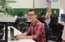 Anh Nguyễn Hùng Long bị bệnh nổi mề đay mãn tính hành hạ nhiều năm trời